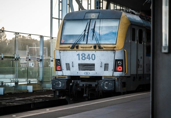 A train that is sitting on the tracks